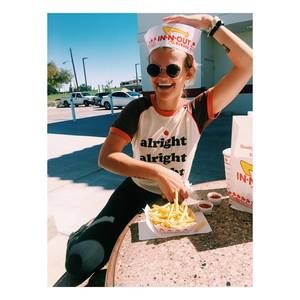 Meet your Posher, Chloe